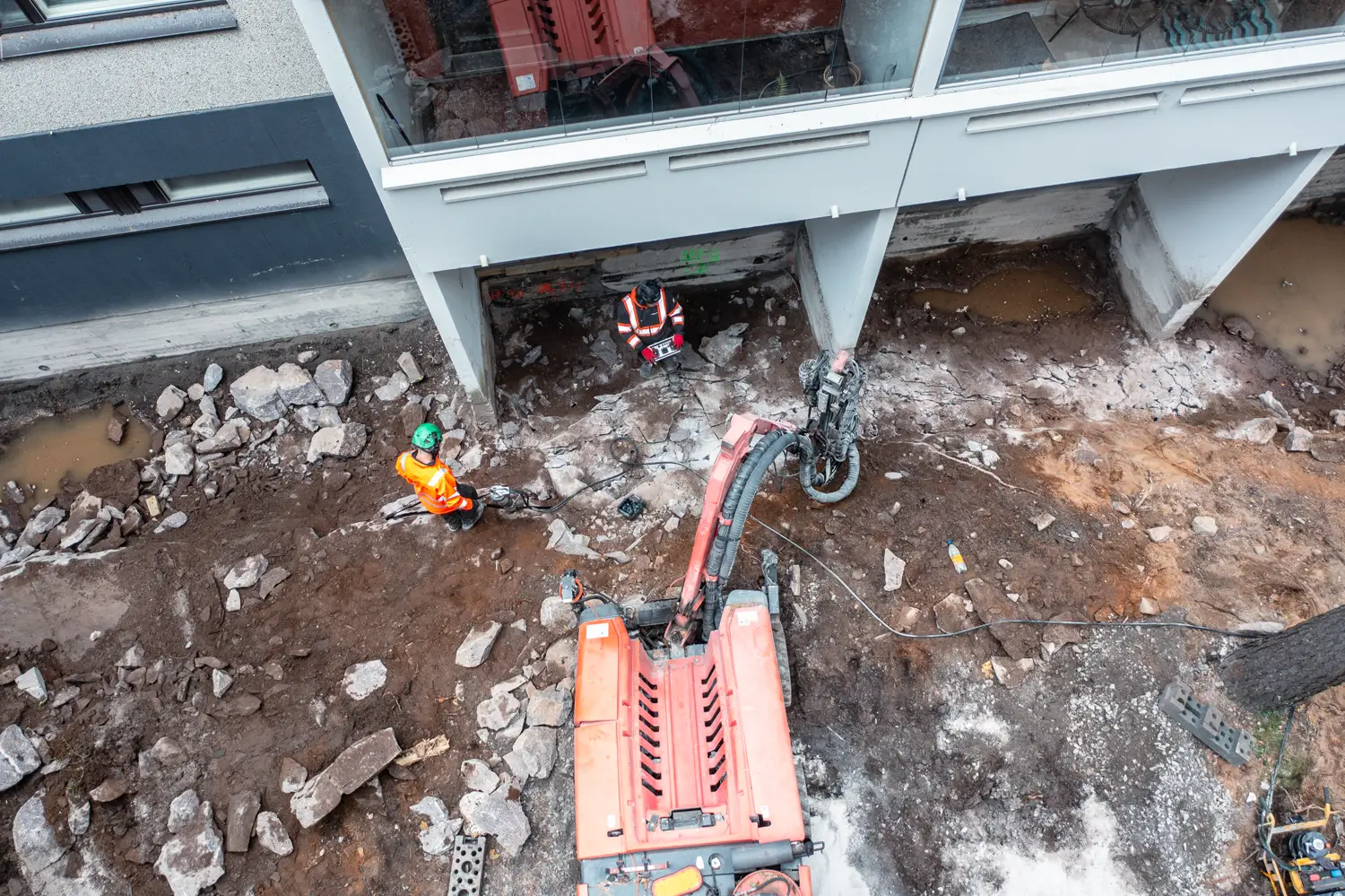 Kiilauksen ammattilaiset työnteossa